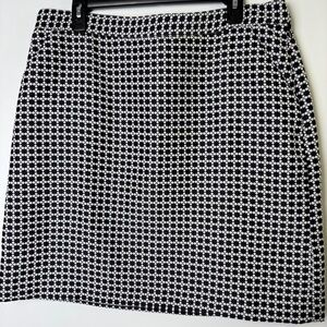 Brooks Brothers “346” Black and White Patterned Pencil Skirt